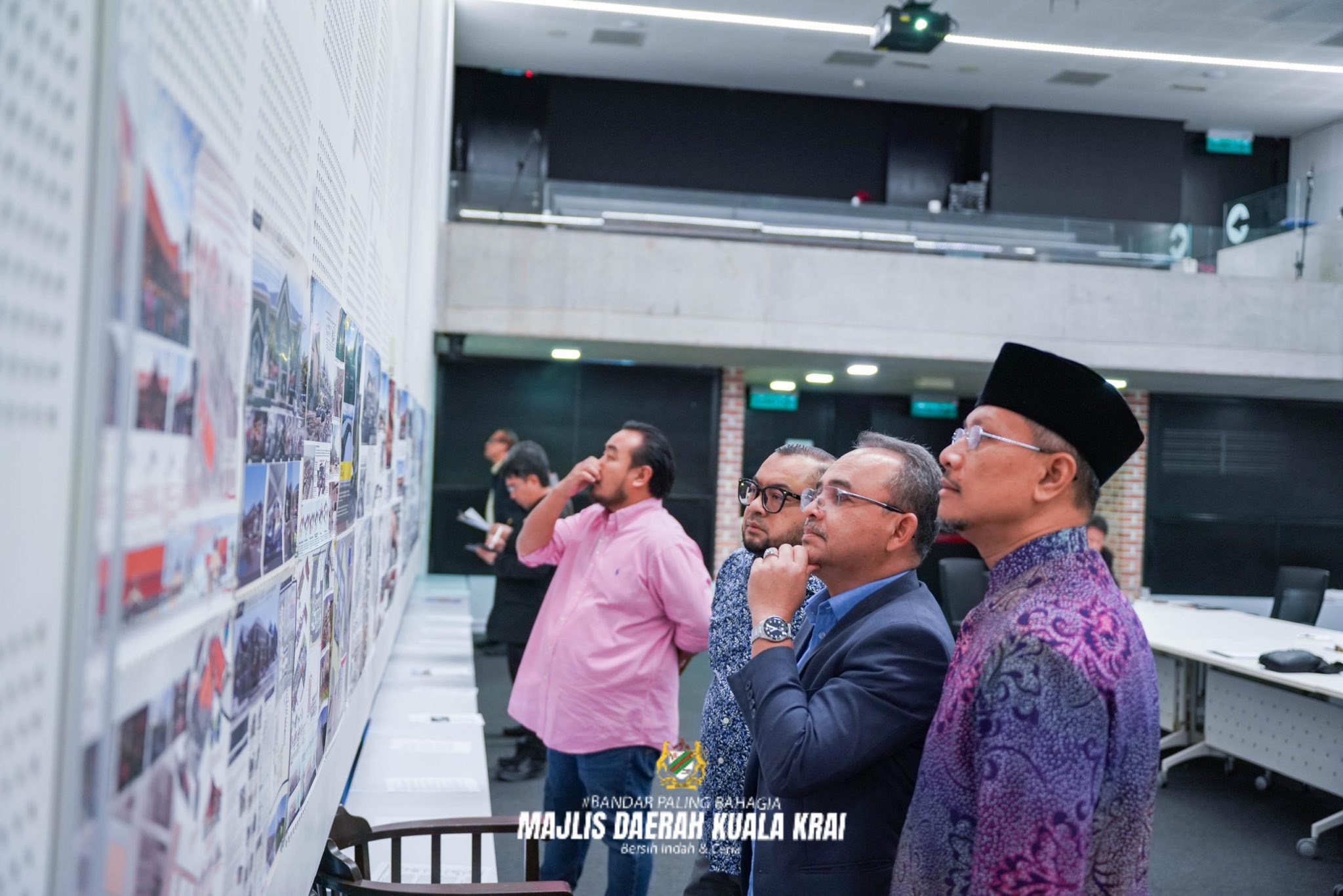PENJURIAN REKA BENTUK IKONIK PASAR BESAR KUALA KRAI BERMULA! 🏛️✨