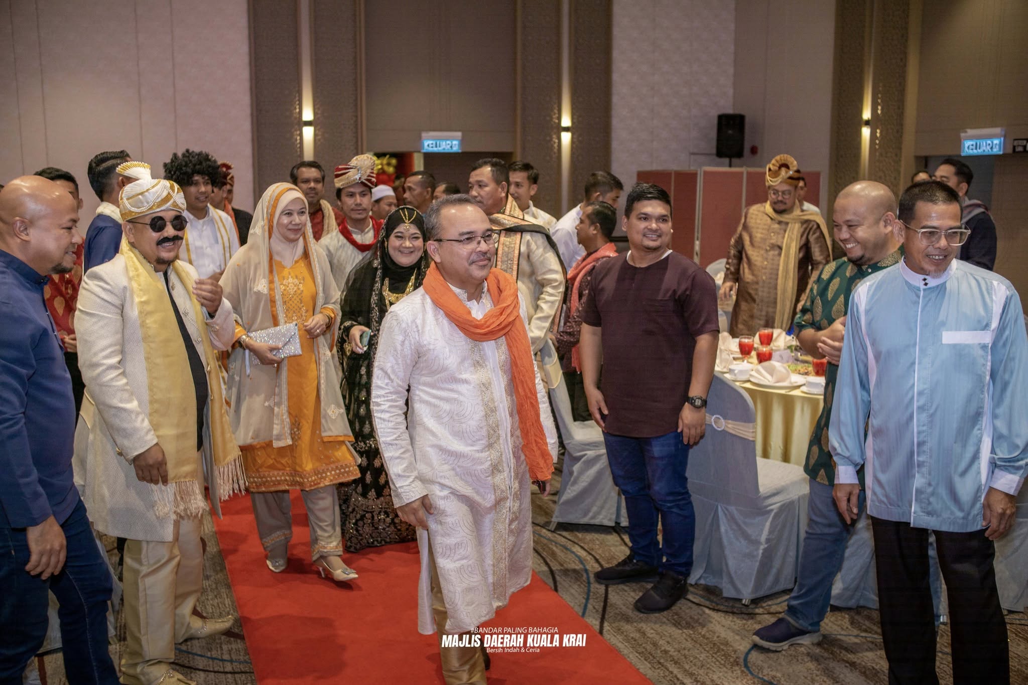 27 November 2025 𝗠𝗔𝗝𝗟𝗜𝗦 𝗠𝗔𝗞𝗔𝗡 𝗠𝗔𝗟𝗔𝗠 𝗞𝗘𝗦𝗨𝗠𝗔 𝗠𝗗𝗞𝗞 𝟮𝟬𝟮𝟱 | 𝗕𝗼𝗹𝗹𝘆𝘄𝗼𝗼𝗱 𝗡𝗶𝗴𝗵𝘁 